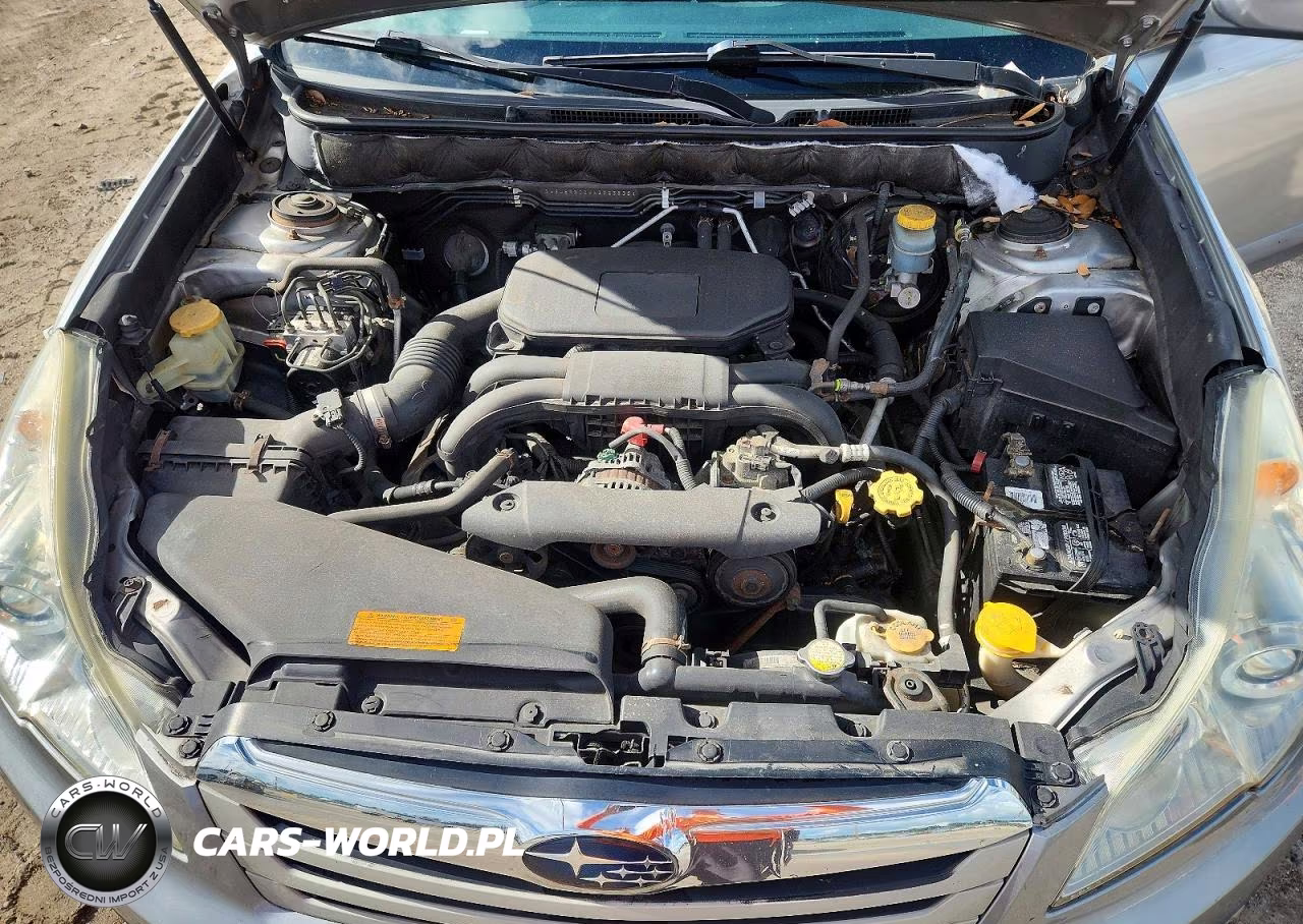 2010 Subaru Outback 2.5I Premium VIN:4S4BRBCC4A3323835 - 12