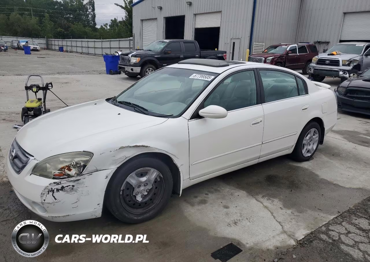 2003 Nissan Altima Base