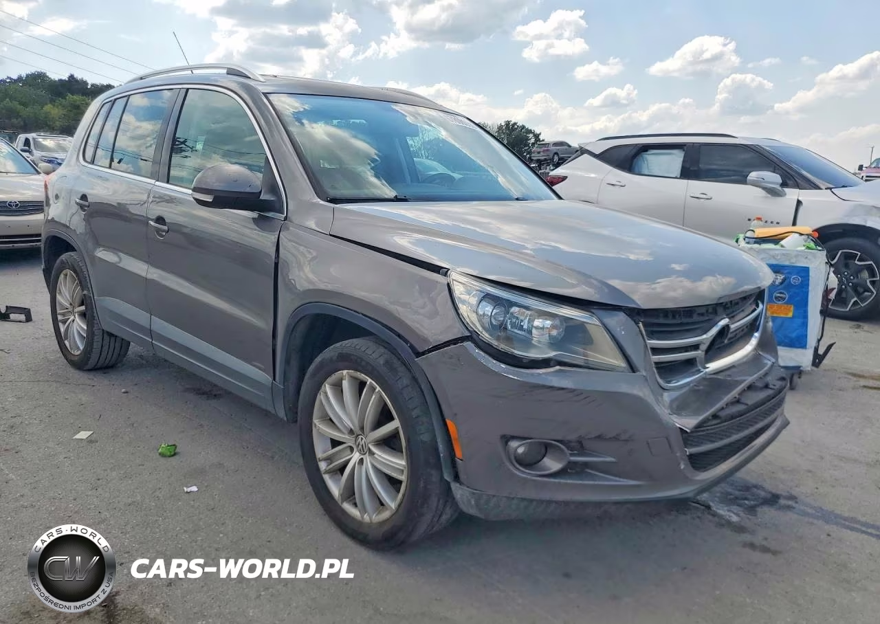 2009 Volkswagen Tiguan VIN:WVGAV95N19W000951 - 4