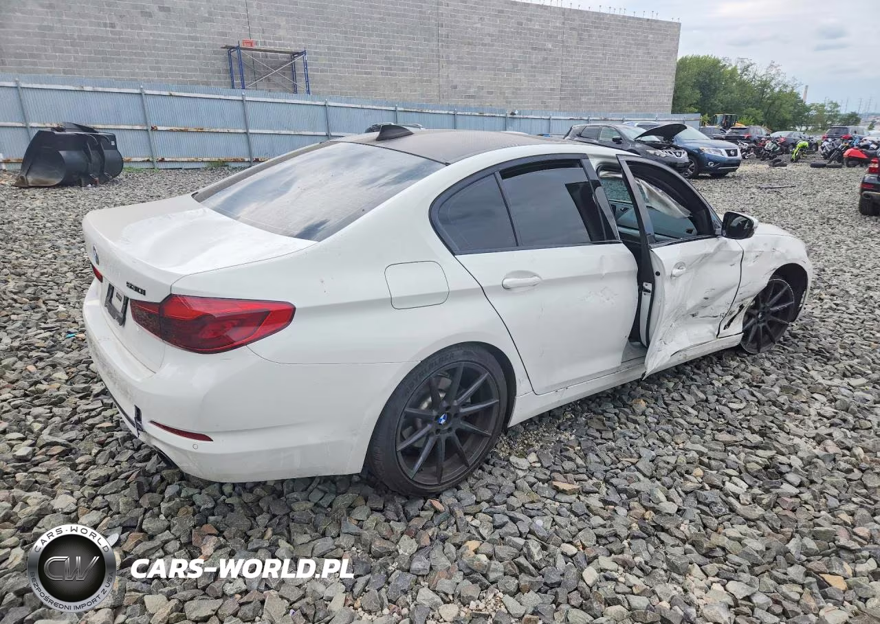 2019 BMW 530 I VIN:WBAJA5C54KWW16447 - 3