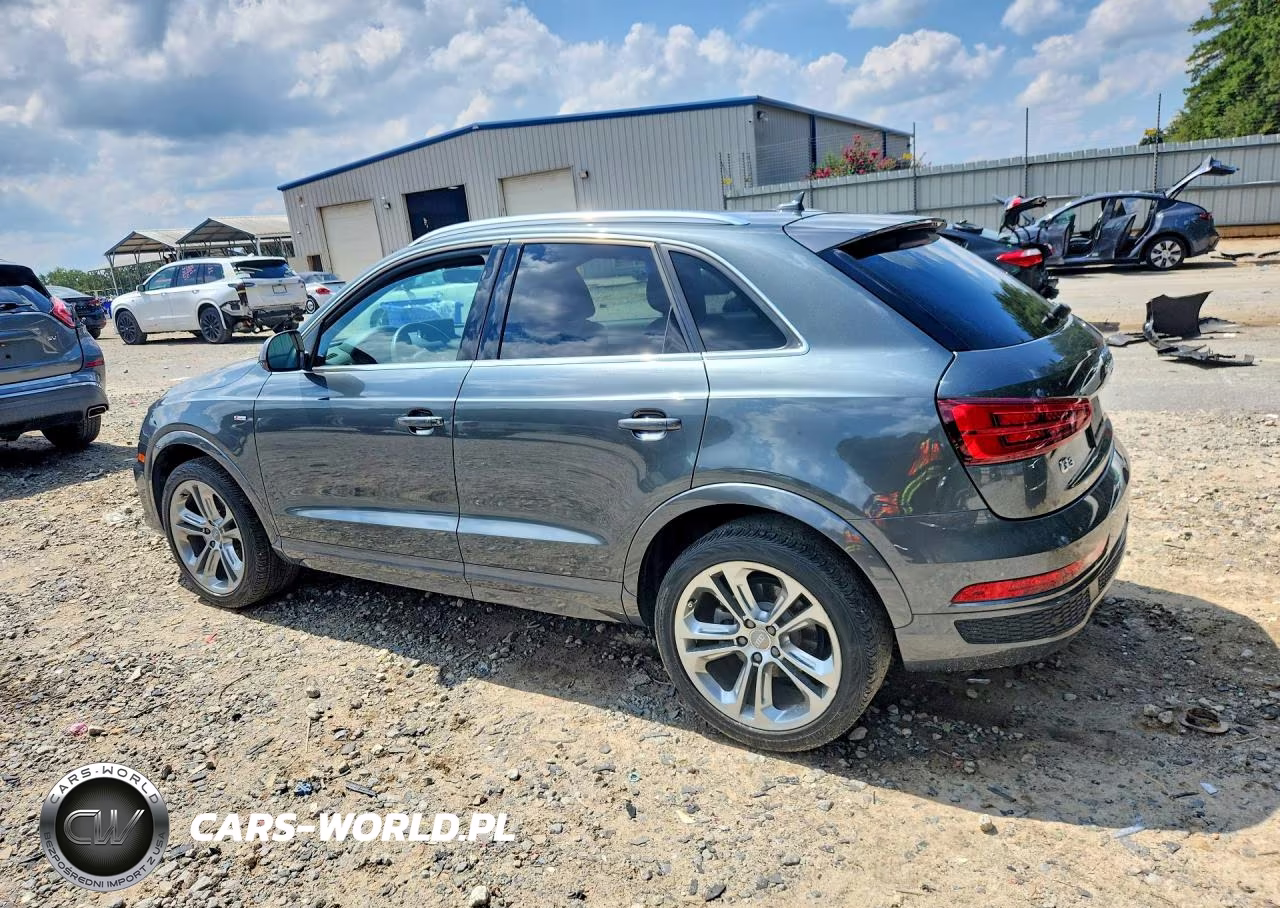 2018 Audi Q3 Premium Plus VIN:WA1HCCFS7JR025523 - 2