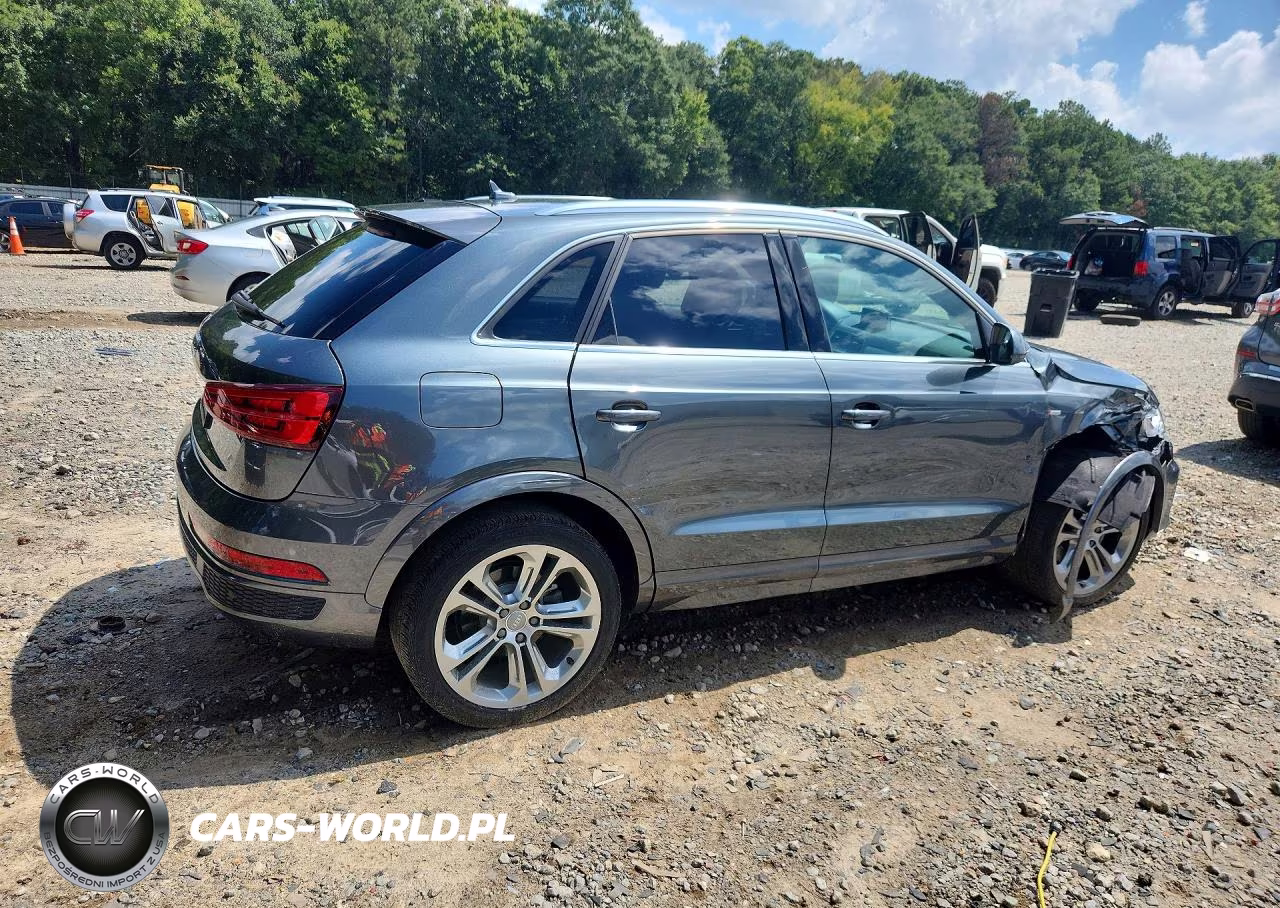 2018 Audi Q3 Premium Plus VIN:WA1HCCFS7JR025523 - 3
