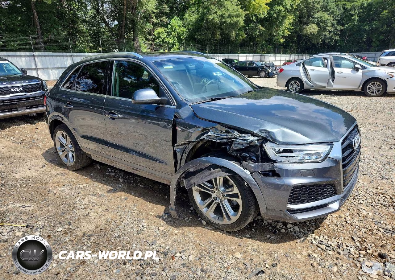 2018 Audi Q3 Premium Plus VIN:WA1HCCFS7JR025523 - 4
