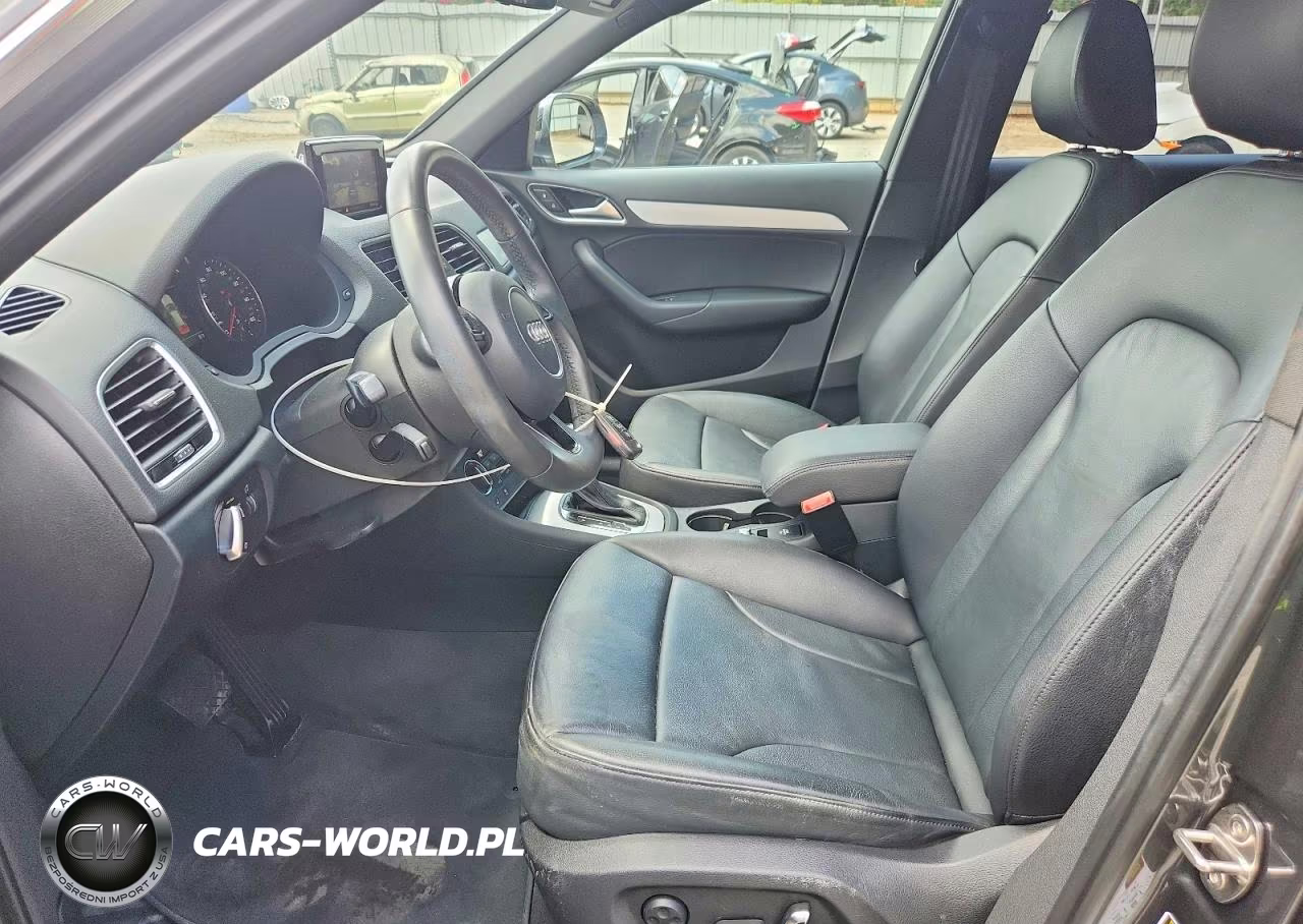 2018 Audi Q3 Premium Plus VIN:WA1HCCFS7JR025523 - 7