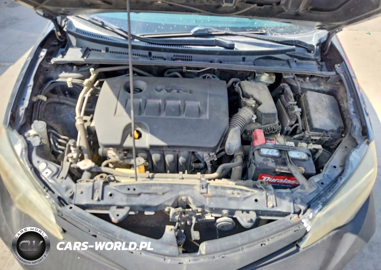 2018 Toyota Corolla Le VIN:5YFBURHE5JP793725 - 11