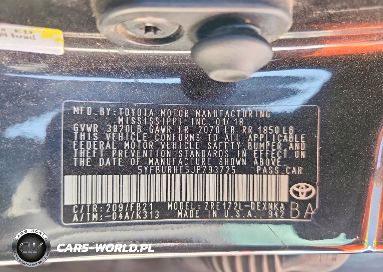 2018 Toyota Corolla Le VIN:5YFBURHE5JP793725 - 12