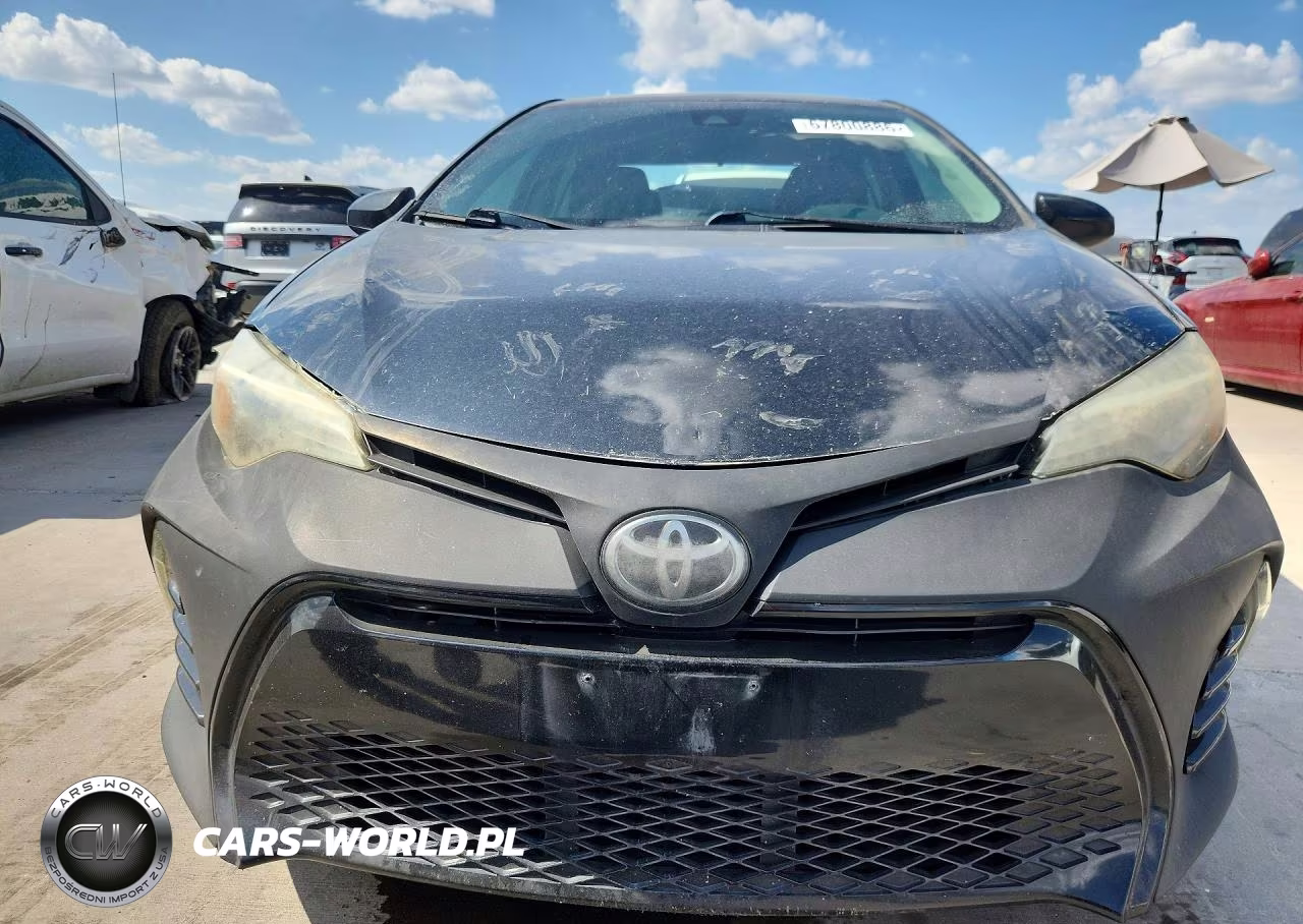 2018 Toyota Corolla Le VIN:5YFBURHE5JP793725 - 5