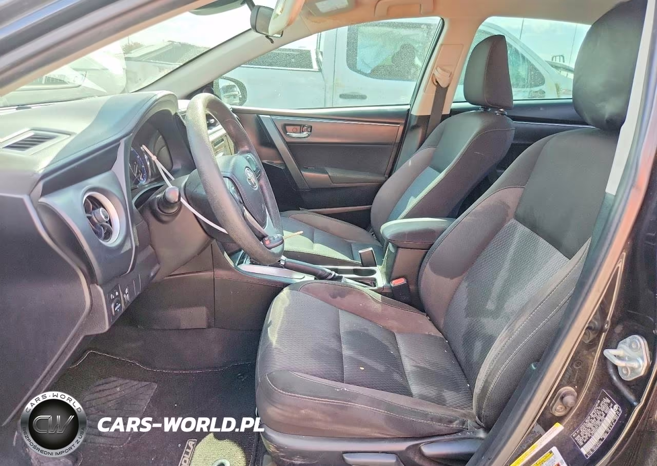 2018 Toyota Corolla Le VIN:5YFBURHE5JP793725 - 7