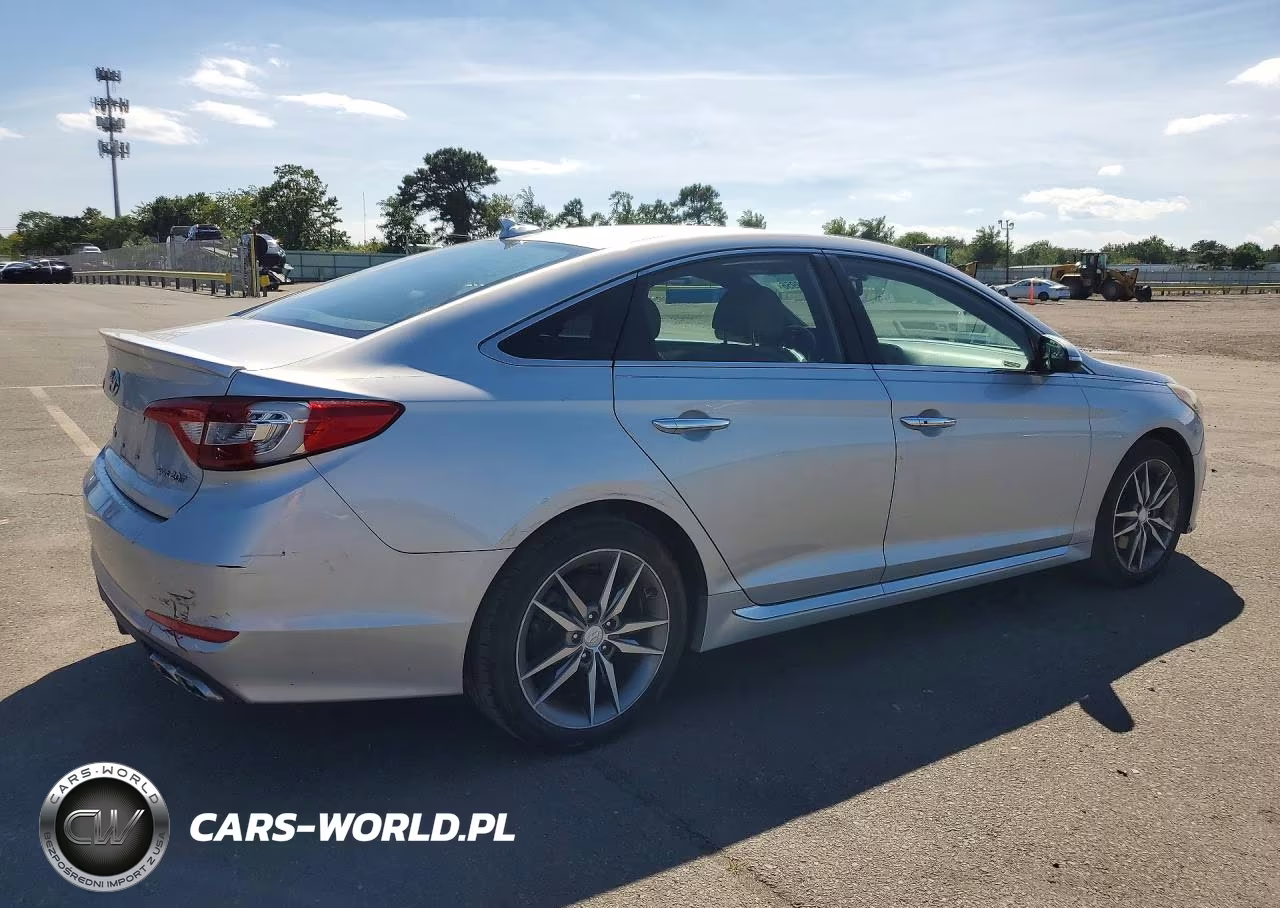 2015 Hyundai Sonata Sport 2.0T VIN:5NPE34AB4FH058855 - 3