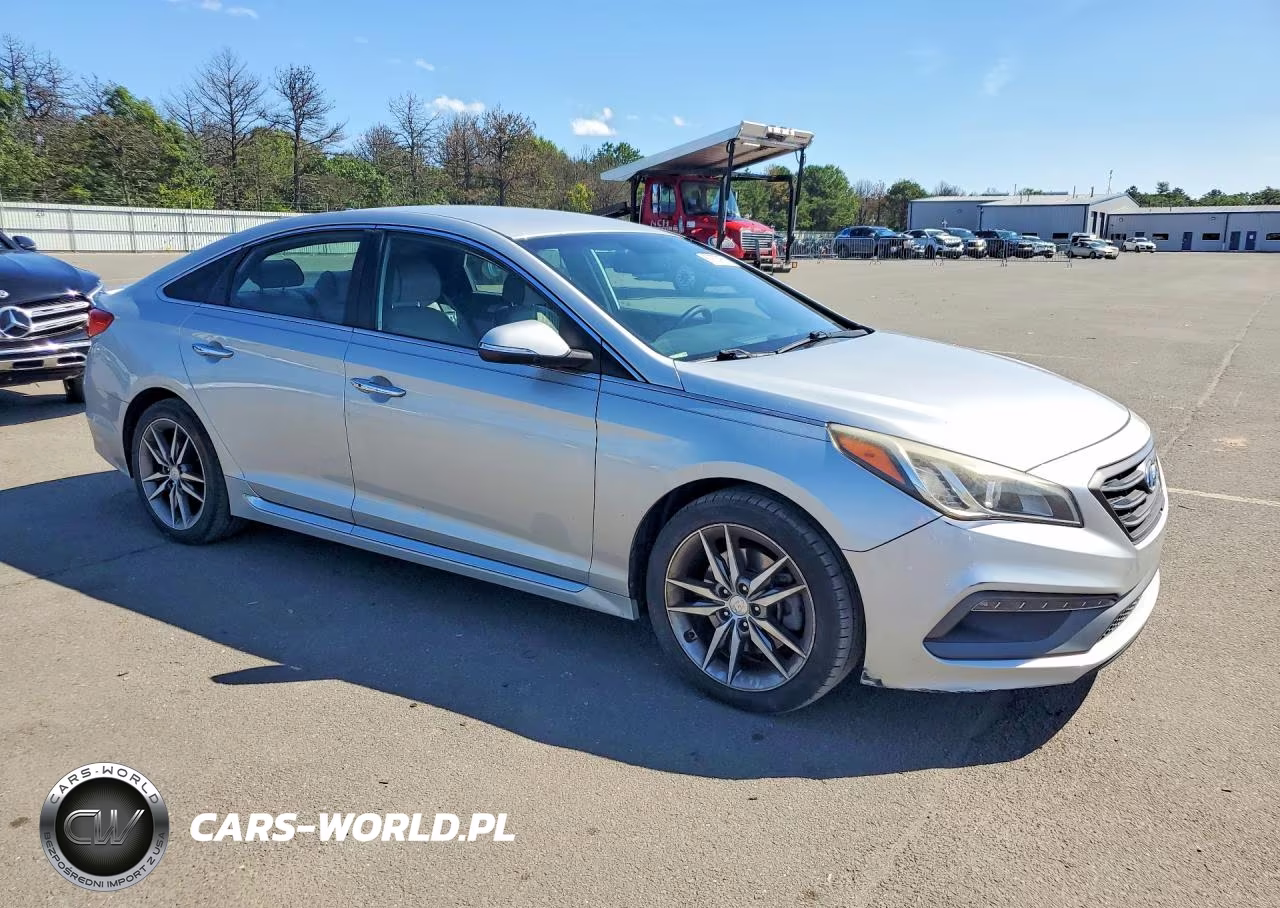 2015 Hyundai Sonata Sport 2.0T VIN:5NPE34AB4FH058855 - 4
