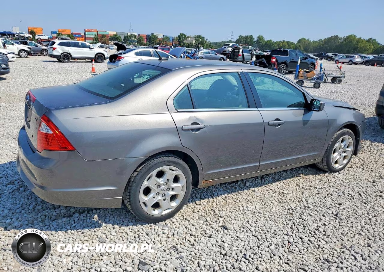 2010 Ford Fusion Se VIN:3FAHP0HA7AR290868 - 3