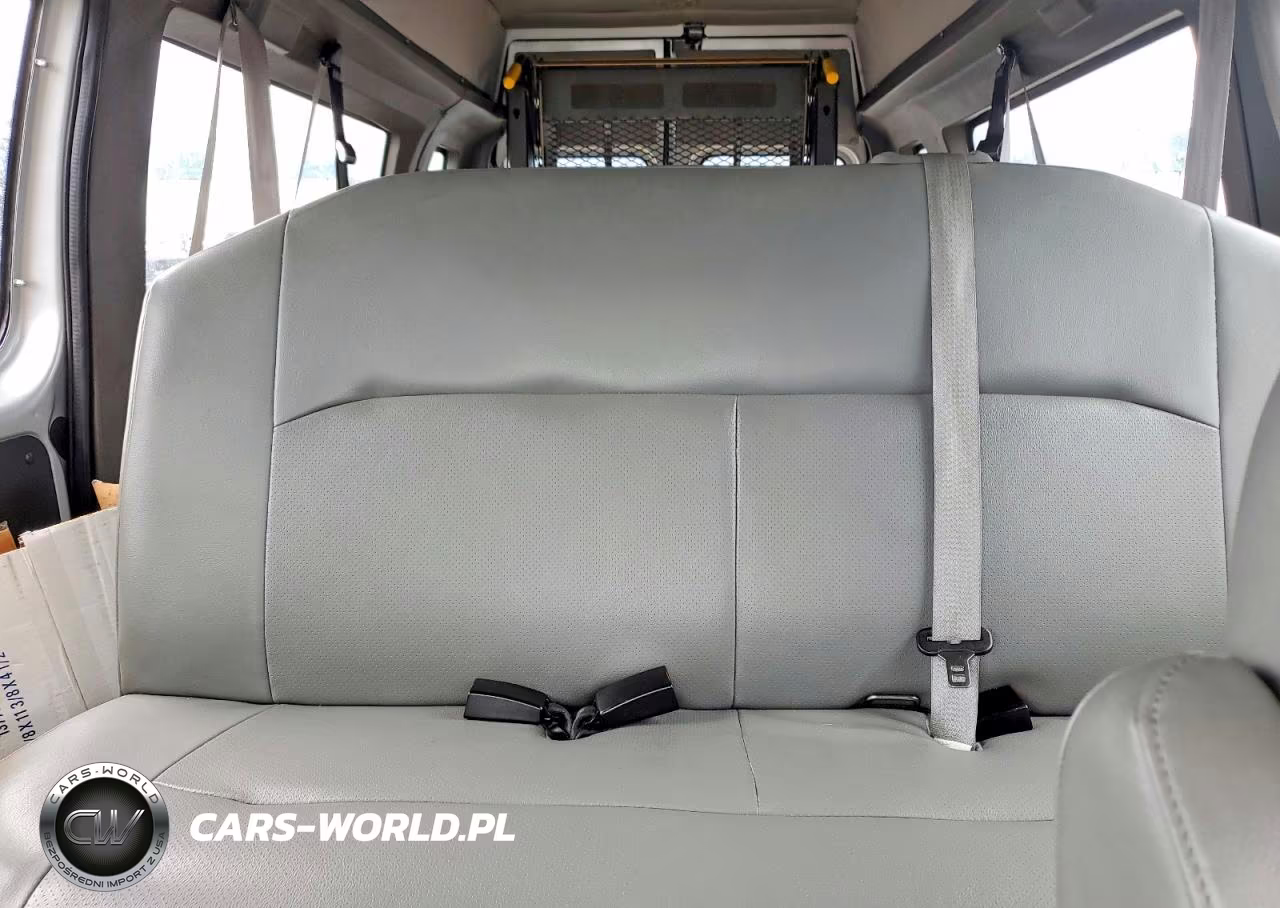 2010 Ford Econoline E250 Van VIN:1FTNS2EW9ADA95077 - 10