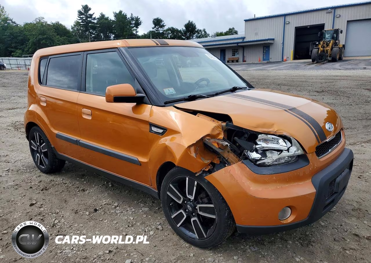 2010 Kia Soul + VIN:KNDJT2A21A7109776 - 4