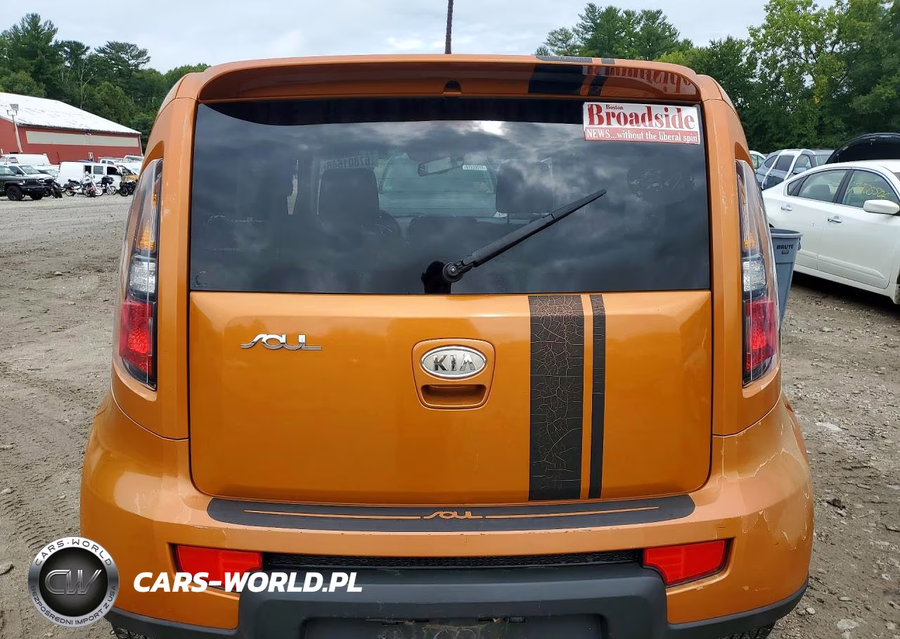 2010 Kia Soul + VIN:KNDJT2A21A7109776 - 6