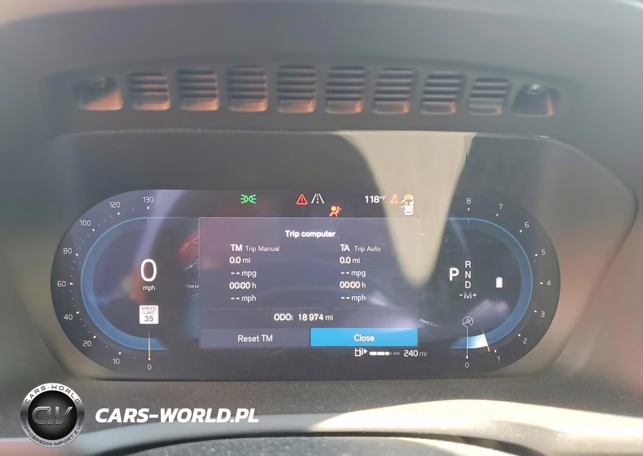 2025 Volvo Xc90 Plus VIN:YV4062PB9S1368429 - 9