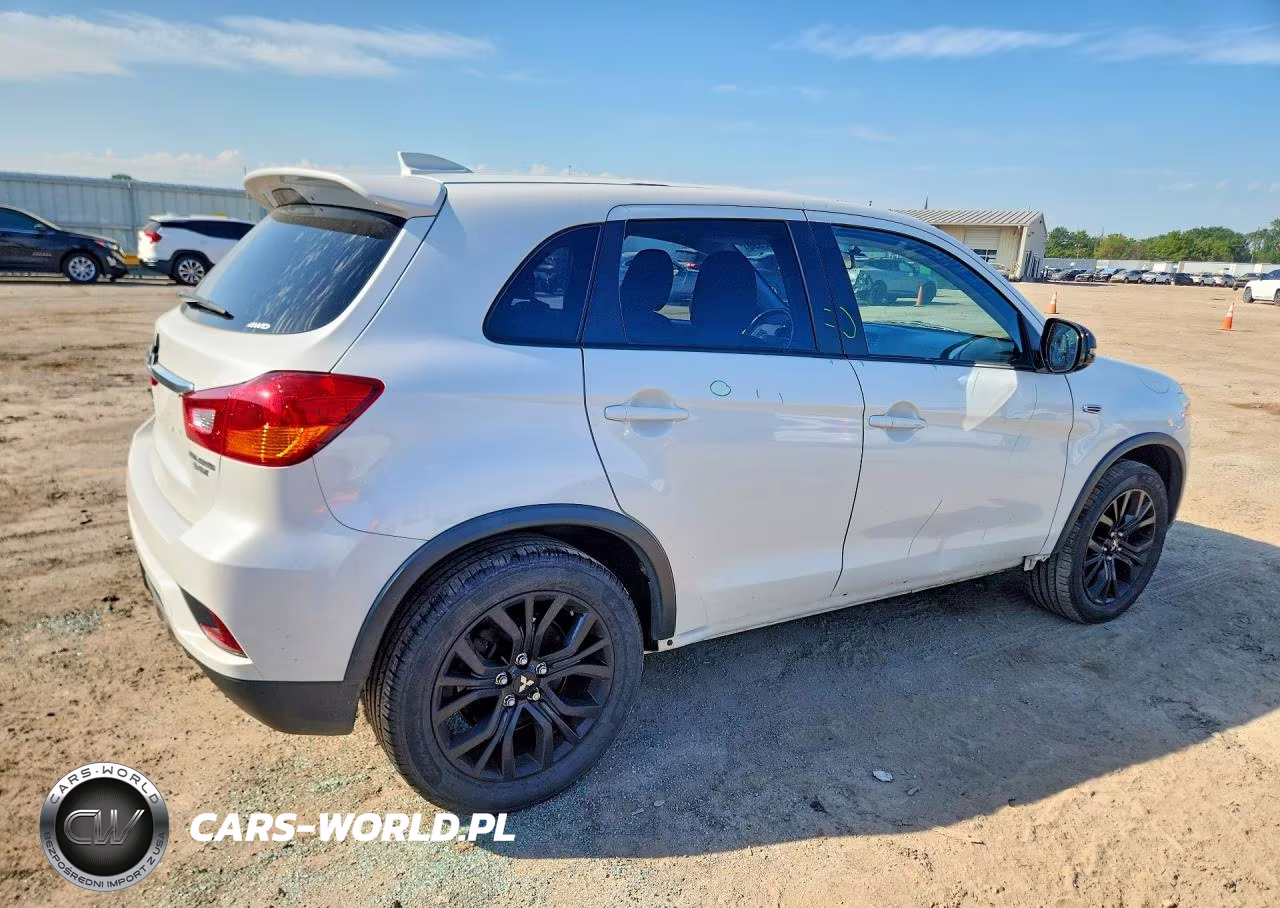 2018 Mitsubishi Outlander Sport Es VIN:JA4AR3AU0JU005264 - 3