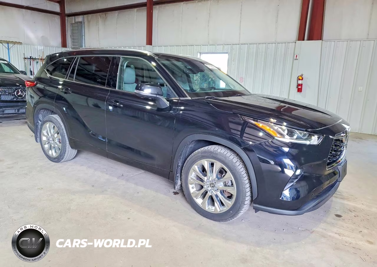 2020 Toyota Highlander Limited VIN:5TDDZRBH1LS037879 - 4
