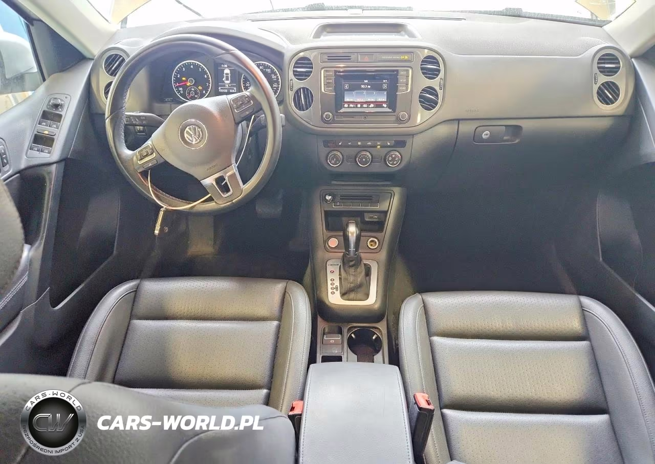 2016 Volkswagen Tiguan S VIN:WVGBV7AX0GW604486 - 8