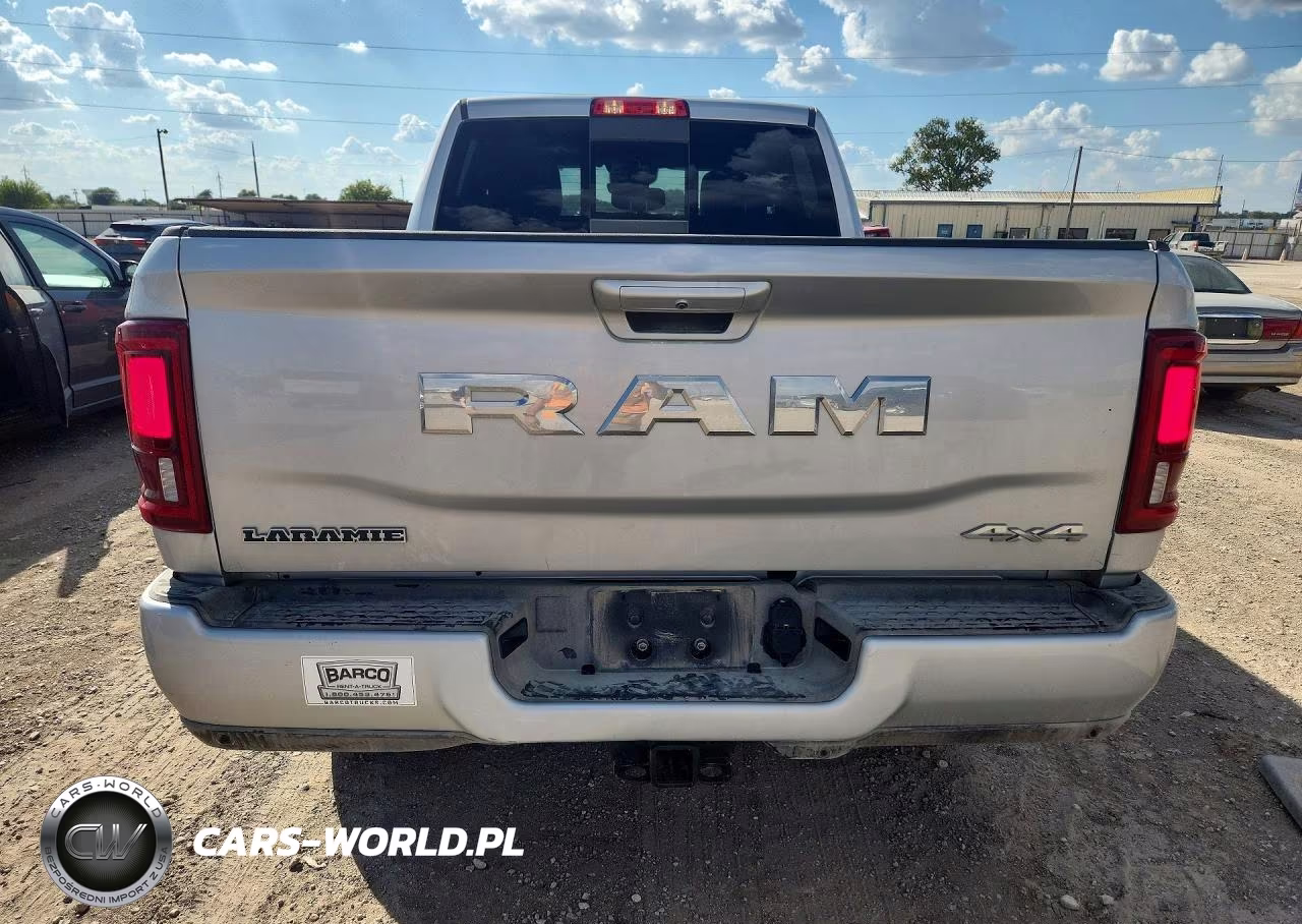 2026 Ram 2500 Laramie VIN:3C63R5FL8TG259778 - 6
