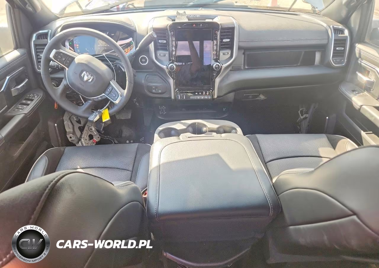 2026 Ram 2500 Laramie VIN:3C63R5FL8TG259778 - 8