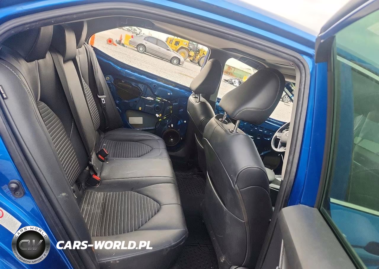 2019 Toyota Camry Se VIN:4T1B11HK2KU220006 - 10