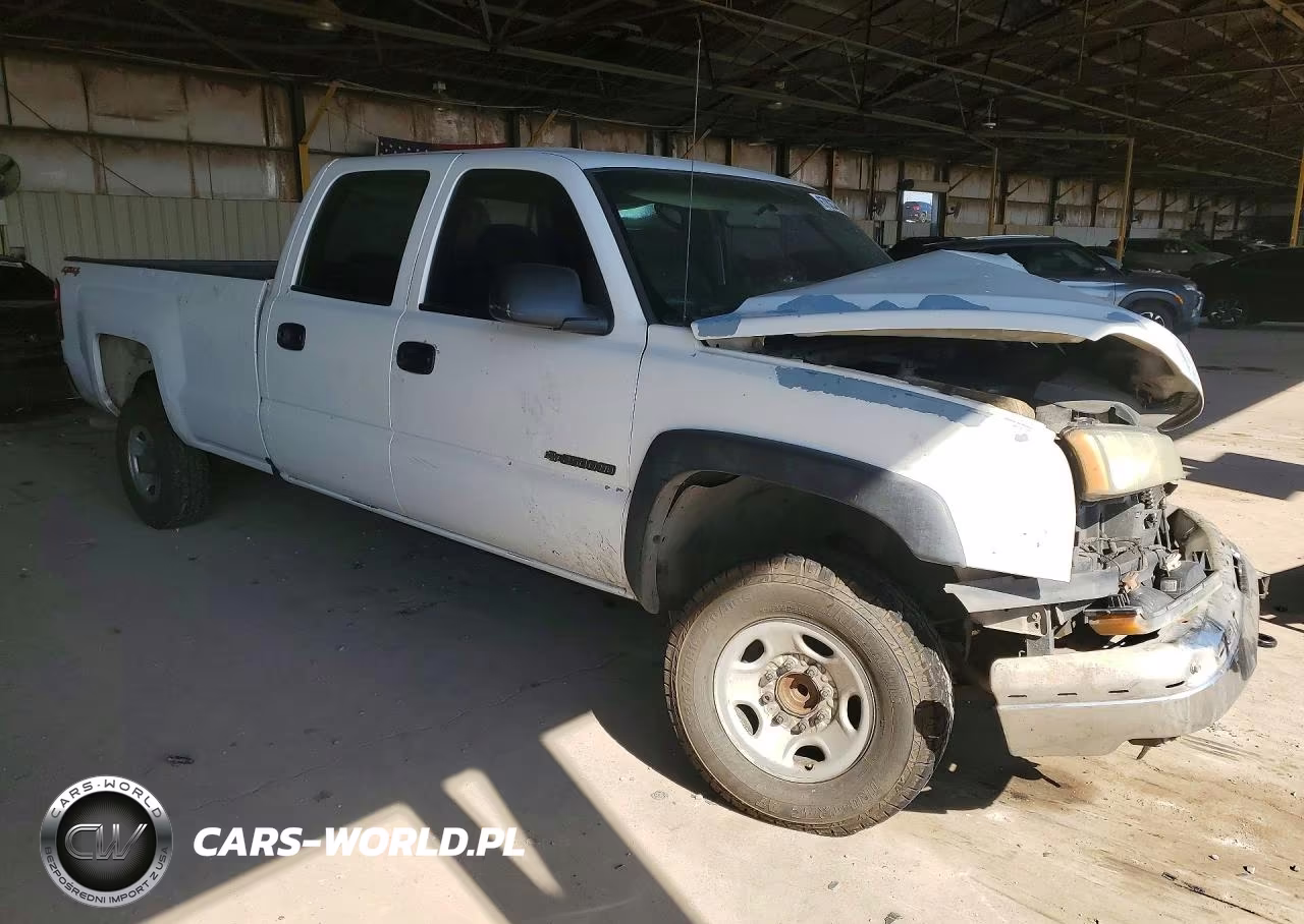 2007 Chevrolet Silverado C2500 Heavy Duty VIN:1GCHC23U57F145479 - 4