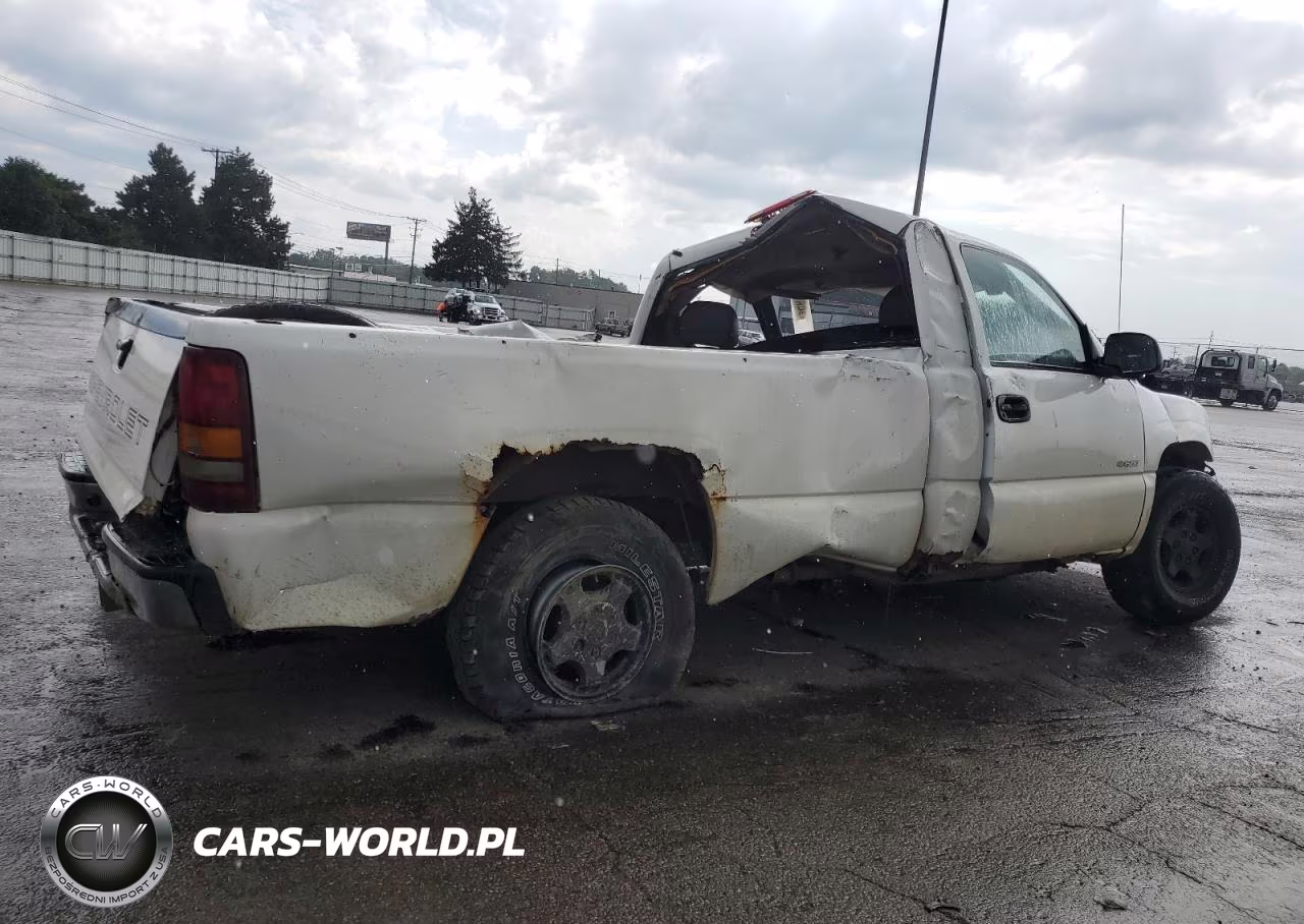 2002 Chevrolet Silverado C1500 VIN:1GCEC14WX2Z174366 - 3