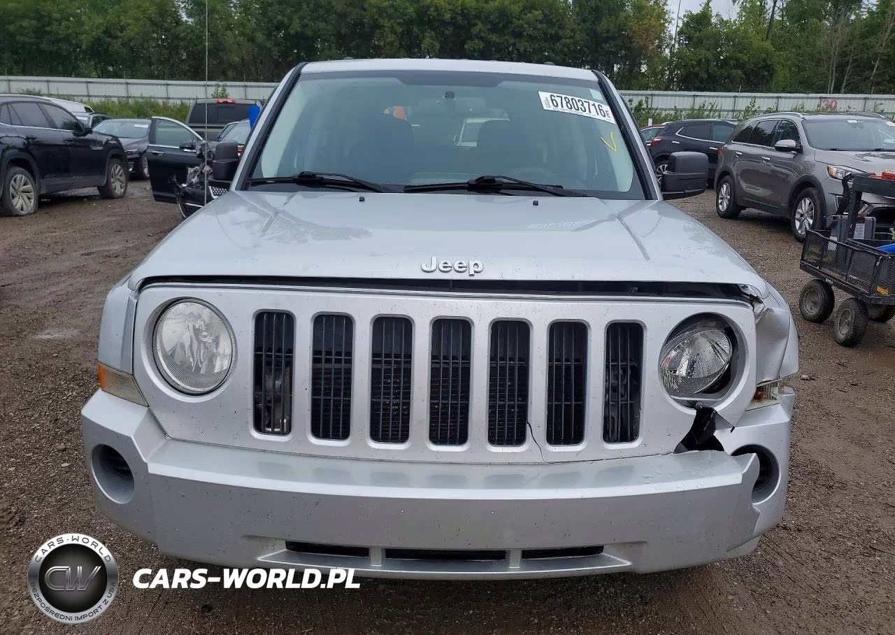 2008 Jeep Patriot Sport VIN:1J8FT28W68D730627 - 5