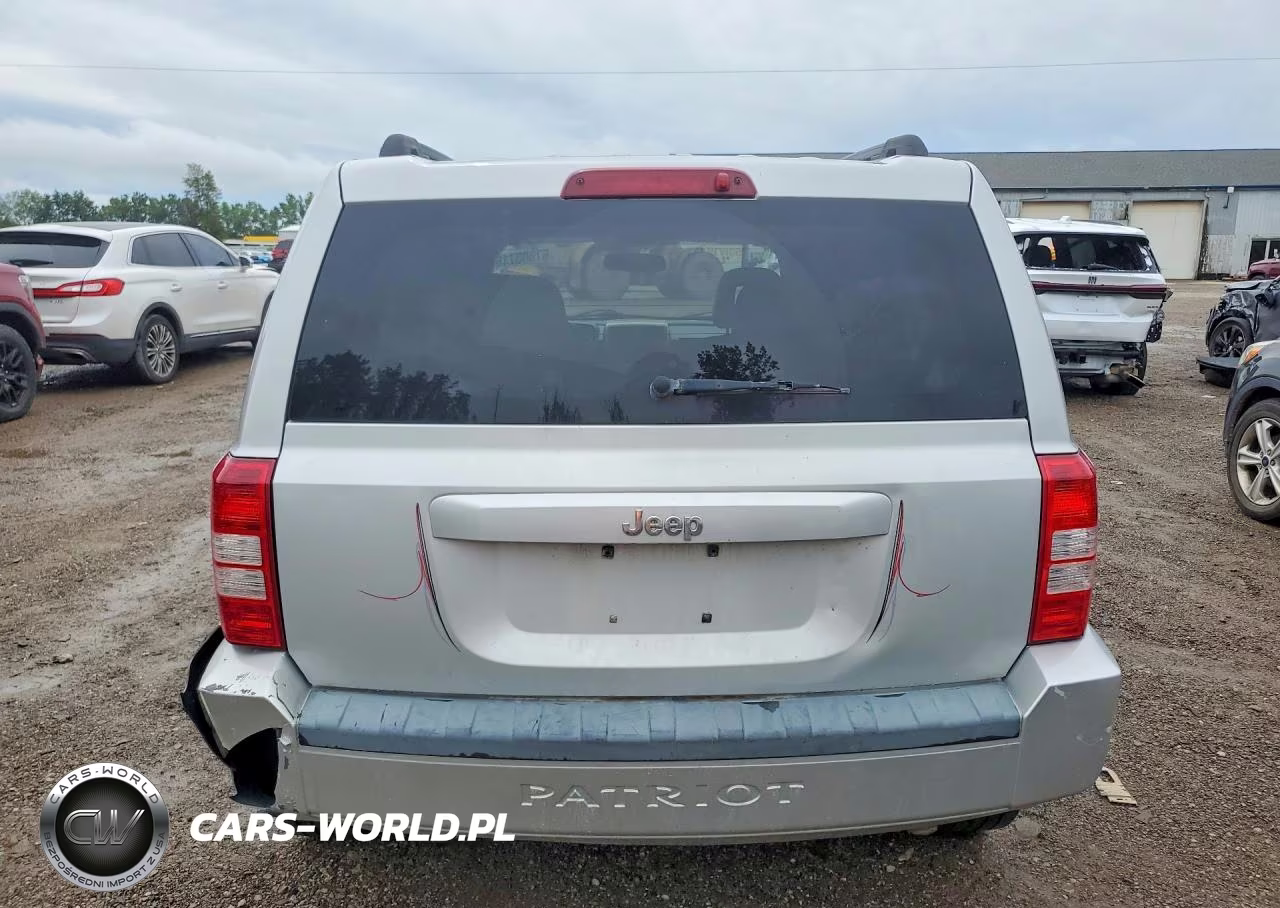 2008 Jeep Patriot Sport VIN:1J8FT28W68D730627 - 6
