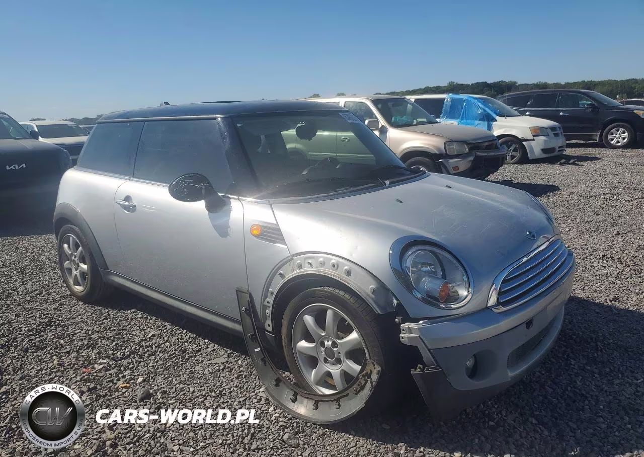 2010 Mini Cooper VIN:WMWMF3C57ATZ65802 - 4