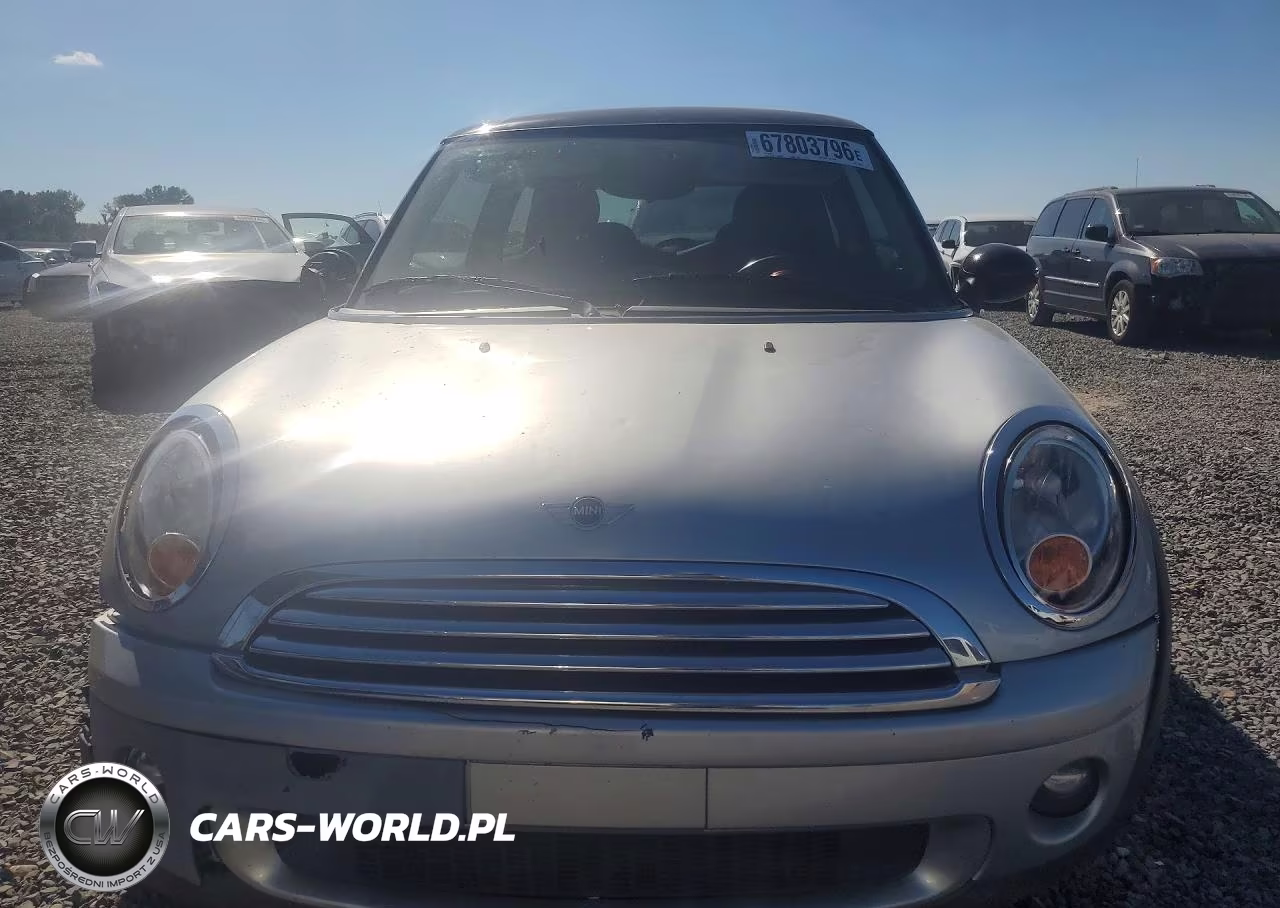 2010 Mini Cooper VIN:WMWMF3C57ATZ65802 - 5