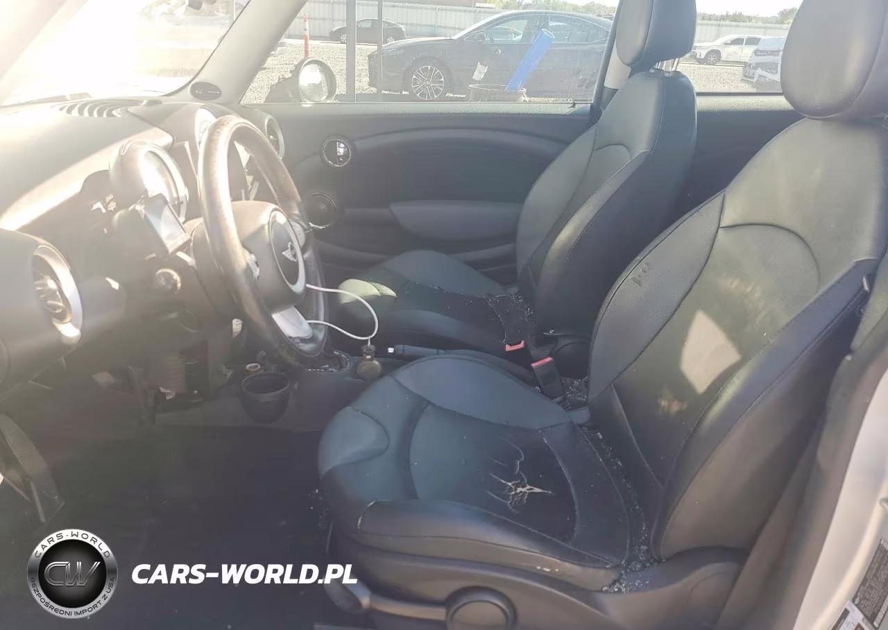 2010 Mini Cooper VIN:WMWMF3C57ATZ65802 - 7