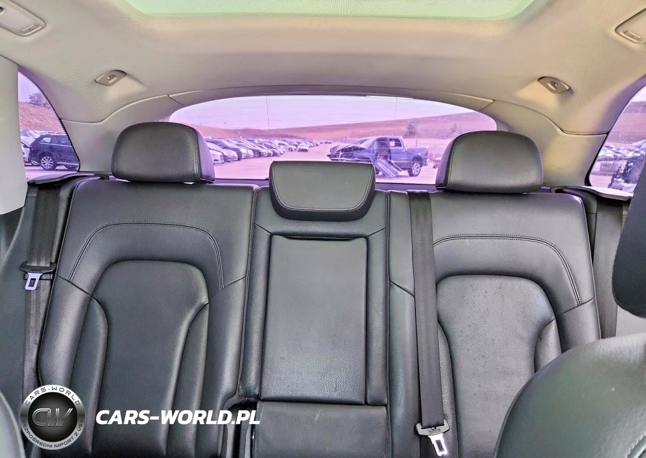 2014 Audi Q5 Premium Plus VIN:WA1LFAFP7EA083833 - 10
