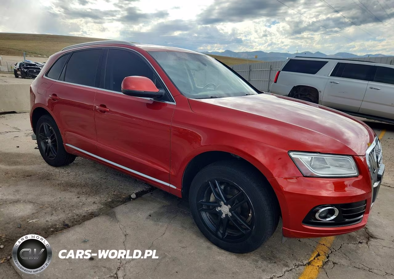 2014 Audi Q5 Premium Plus VIN:WA1LFAFP7EA083833 - 4