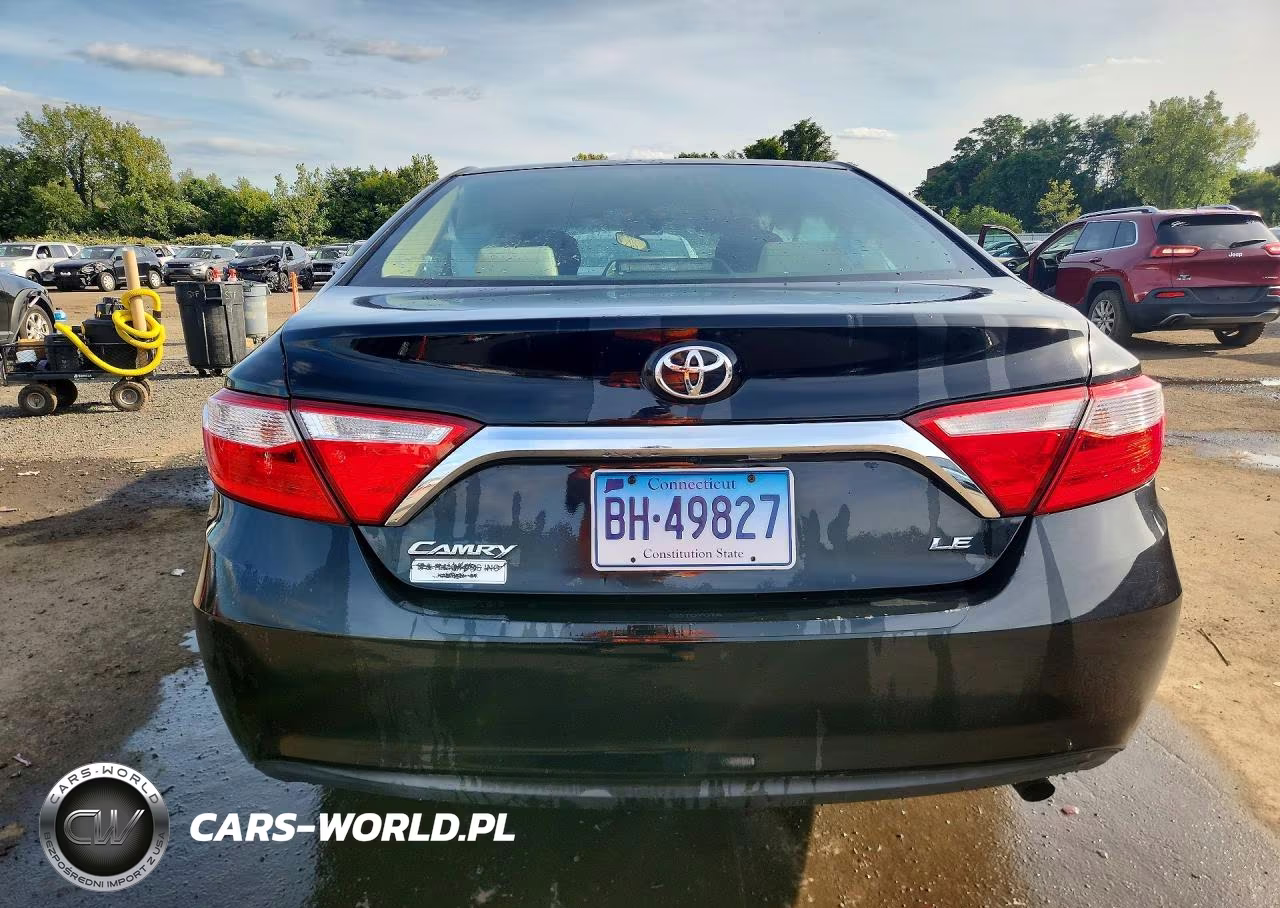2015 Toyota Camry Le VIN:4T4BF1FK2FR452329 - 6