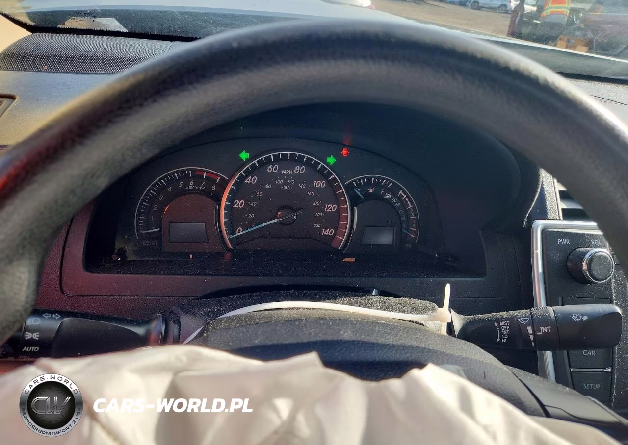 2015 Toyota Camry Le VIN:4T4BF1FK2FR452329 - 9