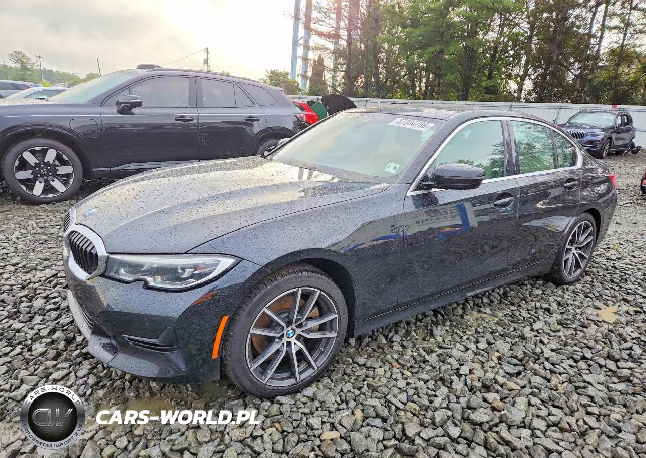 2021 BMW 330Xi