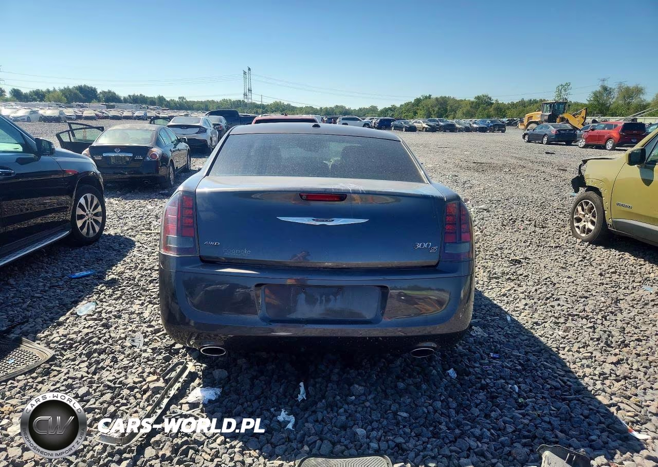 2014 Chrysler 300 S VIN:2C3CCAGG6EH311954 - 6