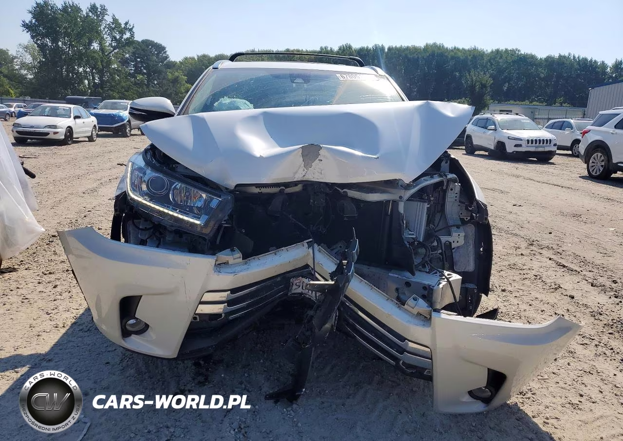 2017 Toyota Highlander Limited VIN:5TDDZRFH7HS379922 - 5
