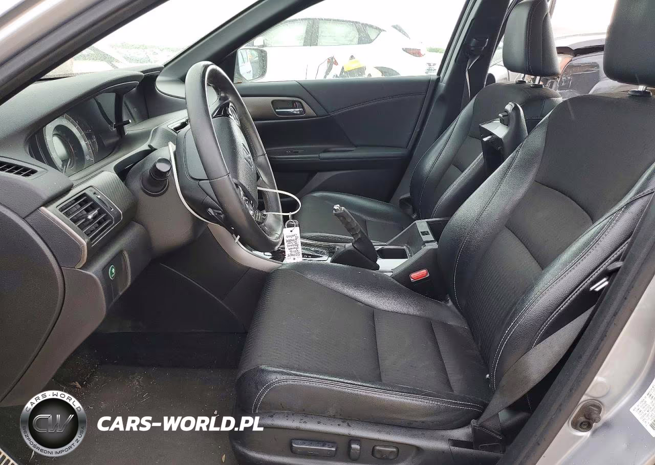 2016 Honda Accord Sport VIN:1HGCR2F5XGA244004 - 7