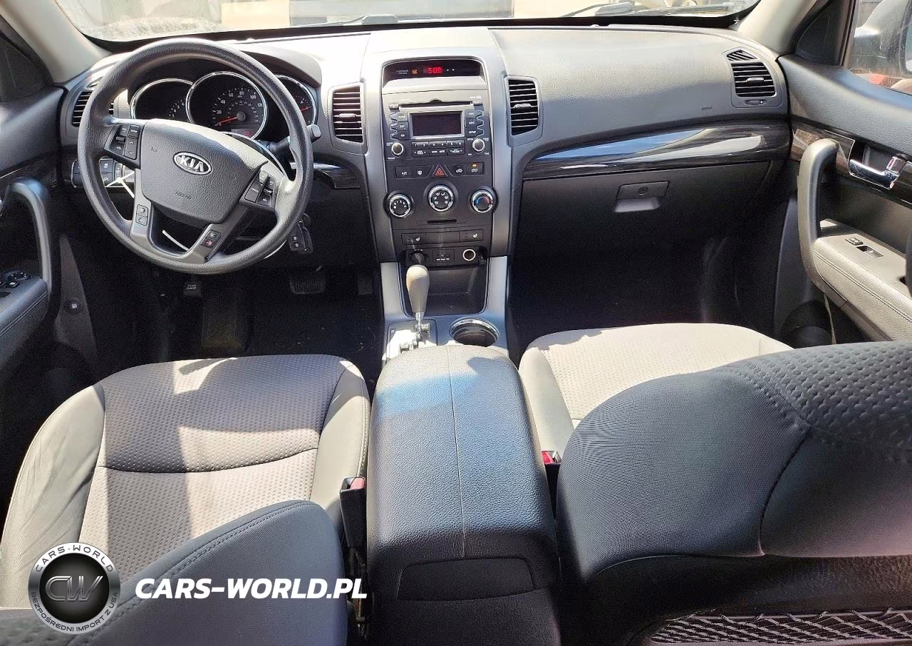 2012 Kia Sorento Lx VIN:5XYKT3A63CG303213 - 8