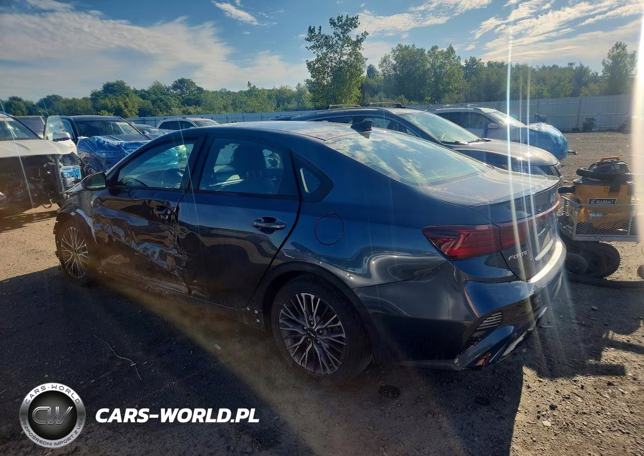 2022 Kia Forte Gt Line VIN:3KPF54AD5NE470236 - 2