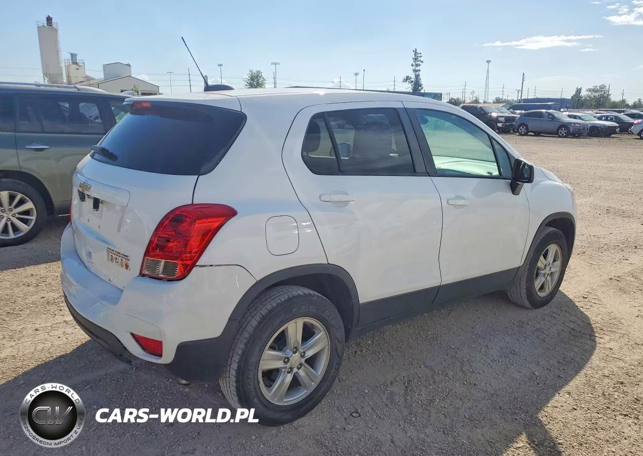 2021 Chevrolet Trax Ls VIN:KL7CJNSB5MB306270 - 3