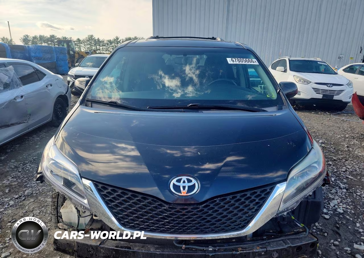 2017 Toyota Sienna Se VIN:5TDXZ3DC1HS864512 - 5