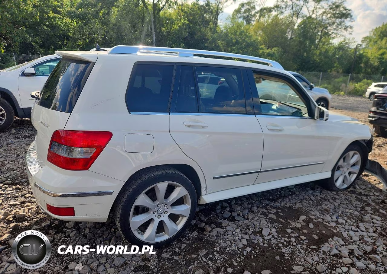 2010 Mercedes-Benz Glk 350 4Matic VIN:WDCGG8HB9AF369401 - 3