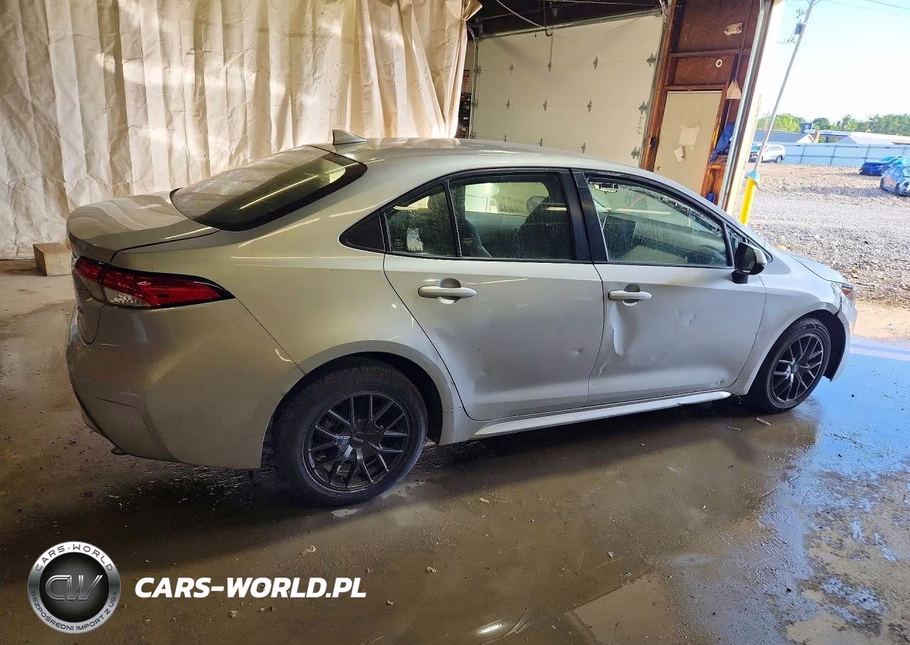 2021 Toyota Corolla Le VIN:JTDEPMAE7MJ157415 - 3