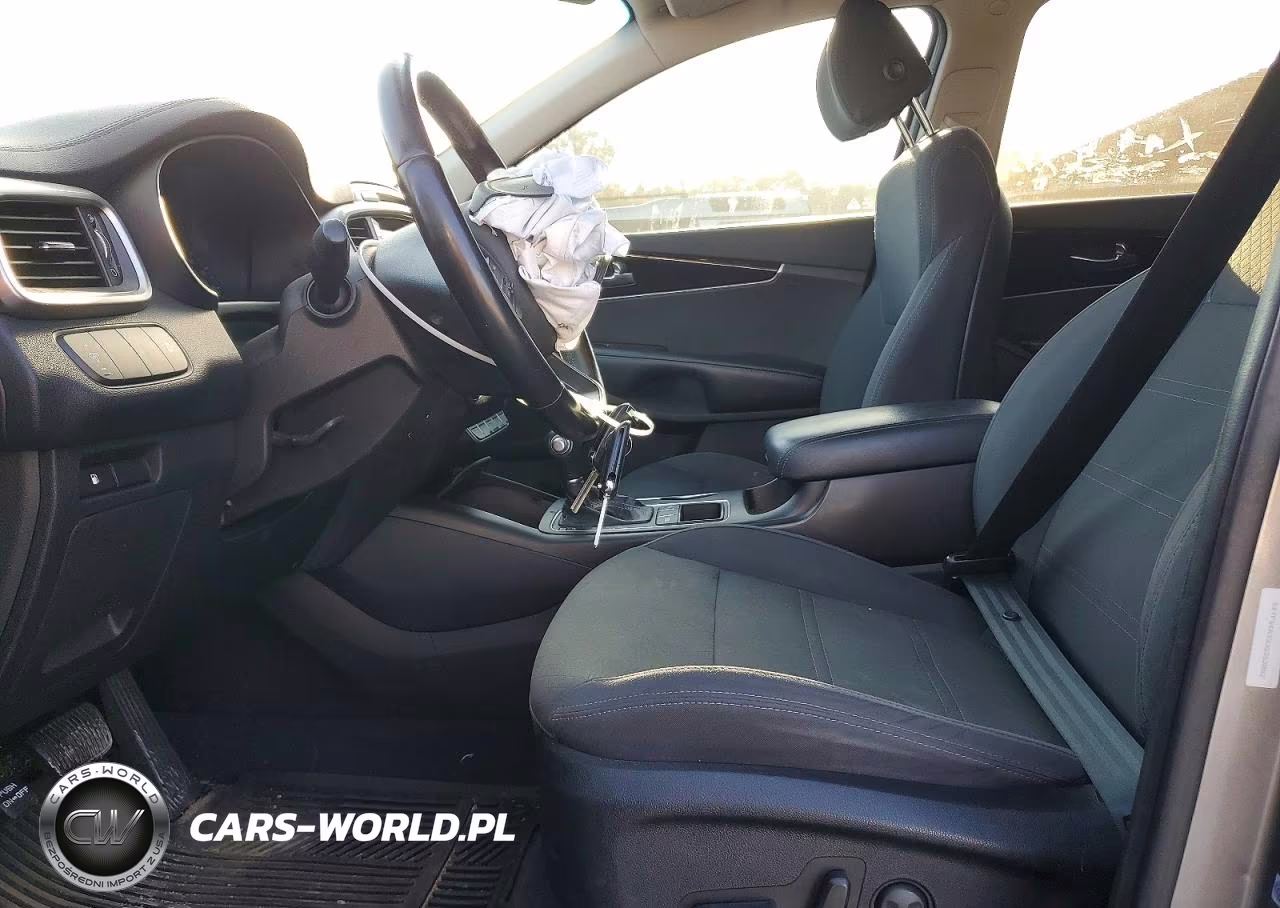 2018 Kia Sorento Lx VIN:5XYPG4A33JG352852 - 7