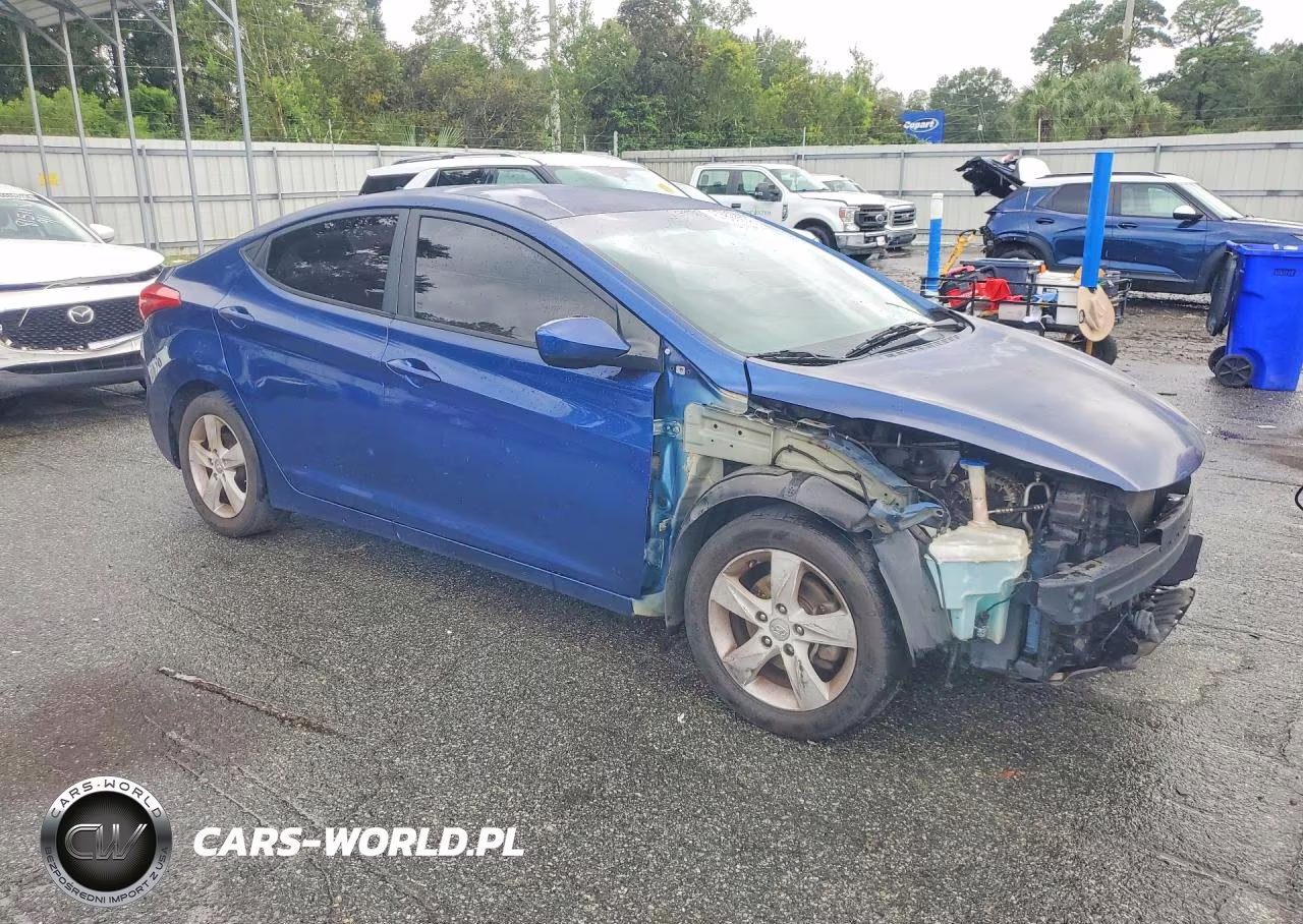 2013 Hyundai Elantra Gls VIN:KMHDH4AE6DU801621 - 4