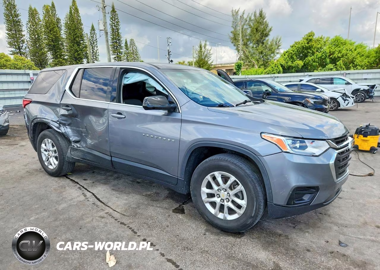 2019 Chevrolet Traverse Ls VIN:1GNERFKW2KJ311191 - 4