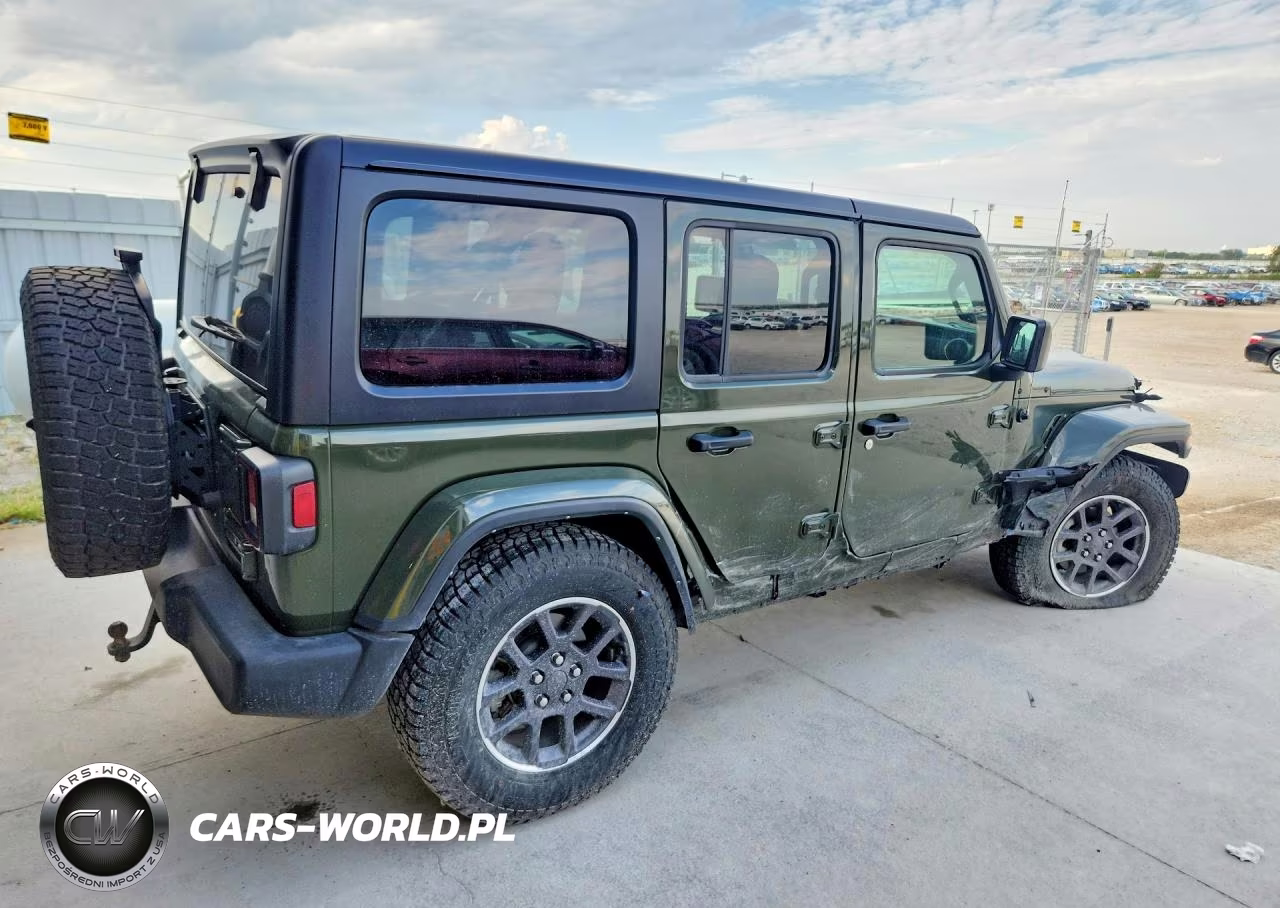 2021 Jeep Wrangler Unlimited Sport VIN:1C4HJXDGXMW711417 - 3
